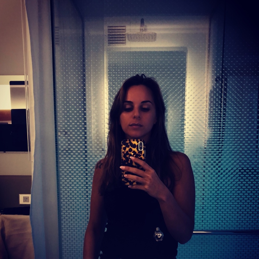 Meet your Posher, Paola